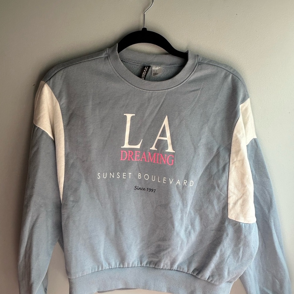 H&M Blue and White Women's Crew Neck Sweater